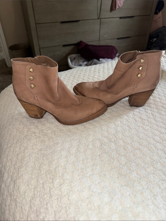Sam Edelman Shoes - Sam Edelman Mariella tan Leather Ankle Booties with Gold Button Accents 6